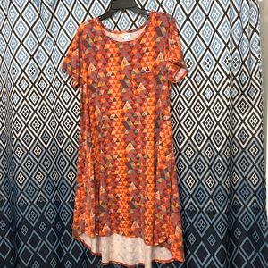 Lularoe large Carly (fits bigger too!)